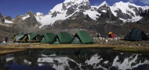 Lagerplatz beim Vilcanota-Trekking 2021 | Erlebnisrundreisen.de