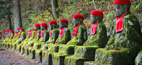Jizo-Statuen in Nikko