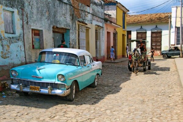 Oldtimer & Kutsche – die Fortbewegungsmittel haben in Kuba lange Tradition