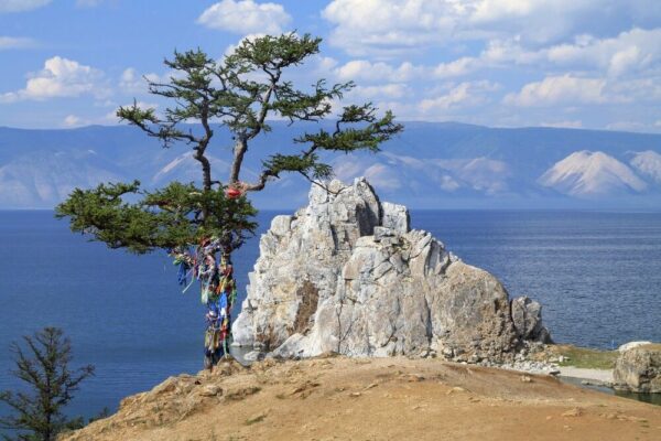 Baikal mit Schamanenfelsen
