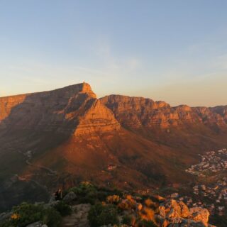 Südafrika-Tafelberg-im-Abendlicht 2021 | Erlebnisrundreisen.de