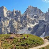 Blick von der Baita Segantini auf den Cimon della Pala - Leonid Kogosov