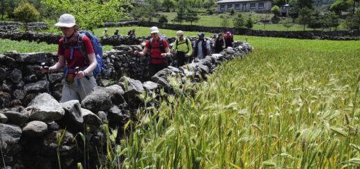 Trekking durch das ländliche Nepal 2021 | Erlebnisrundreisen.de