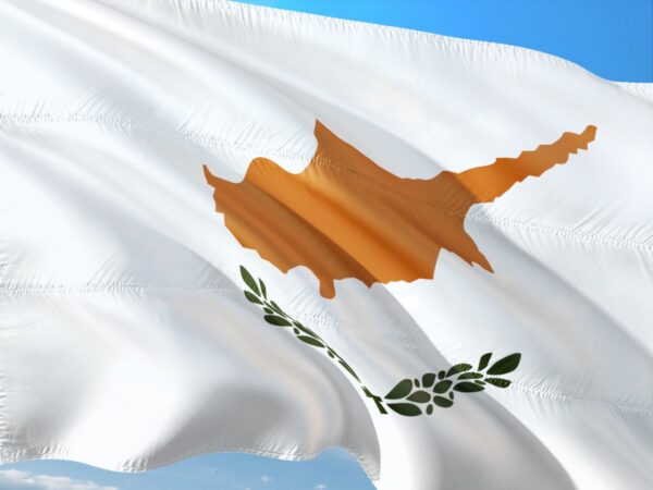Die Flagge Zyperns