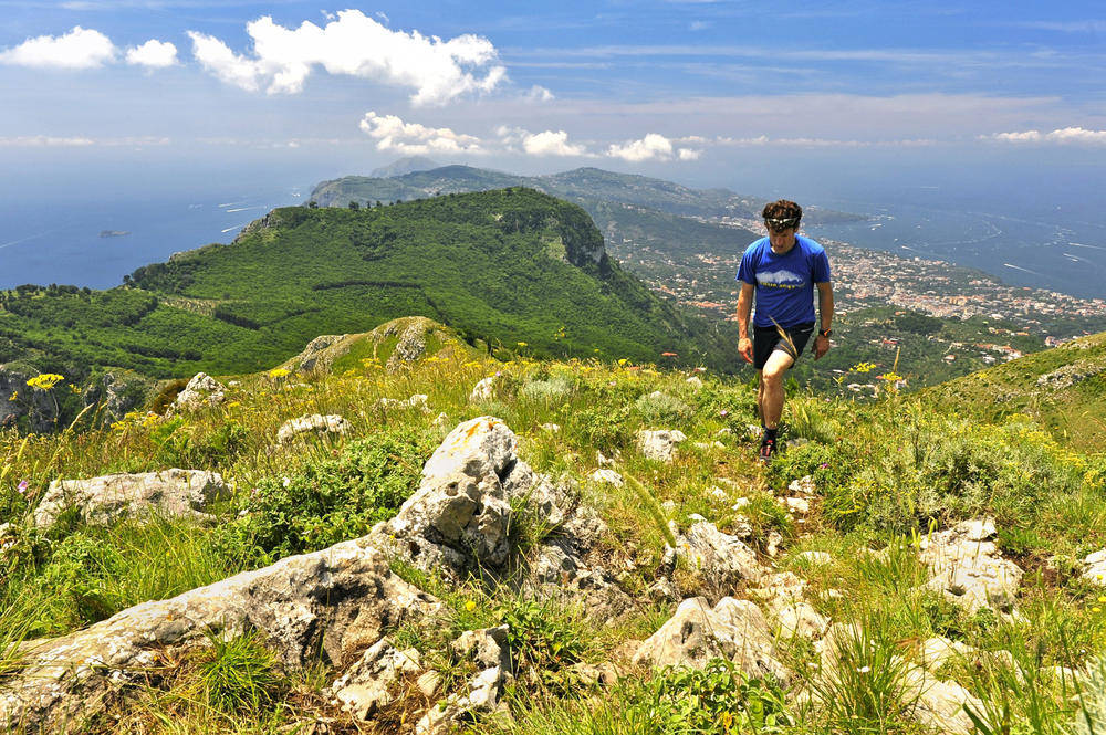 Blick auf Sorrento - Darek Wylezol | Italien Abenteuerurlaub | Erlebnisrundreisen.de