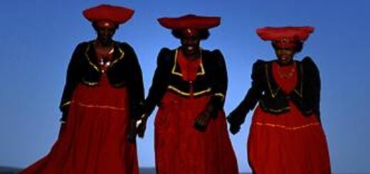 Namibia deutschsprachig gefuehrte Studienreisen 2025  | Tinta Tours Erlebnisreisen