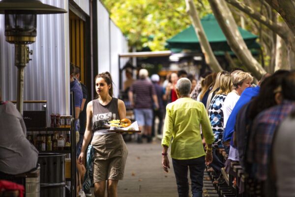 Promenade in Melbourne