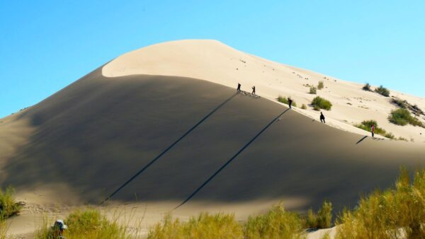 Die Singende Düne im Altyn-Emel-Nationalpark