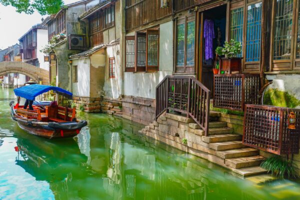 Reisen mit Schiff, Zug, Bus & Mietwagen China | Erlebnisrundreisen.de