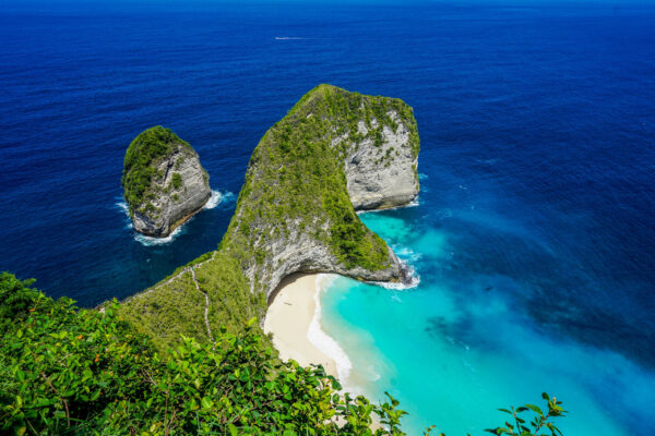 The,Most,Beautiful,Beaches,In,The,World,On,Nusa,Penida
