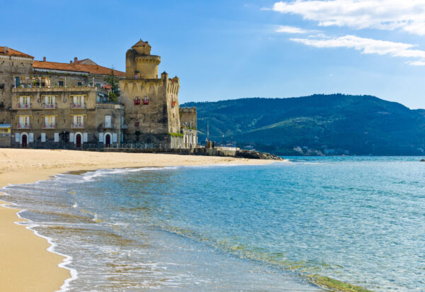 Italy,cilento,,Santa,Maria,Di,Castellabate,,The,Beach,With,The,Pagliarolo