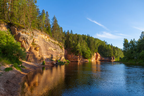 Peaceful,Landscape,With,Gauja,River,And,Red,Sandstone,(erglu,Klint)