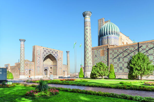 Awesome,View,Of,The,Ulugh,Beg,Madrasah,And,The,Sher-dor