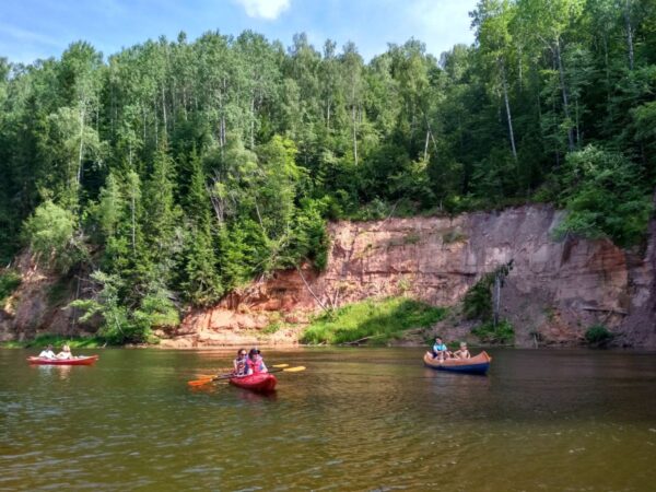 Paddeln im Gauja Nationalpark in Lettland