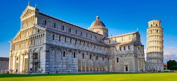 Piazza del Duomo in Pisa