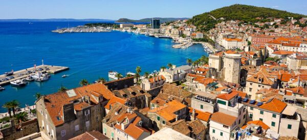 Blick af den Hafen von Split