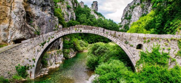 Kokoris-Steinbrücke in Zagori