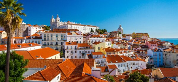 Lissabon mit Convento do Carmo