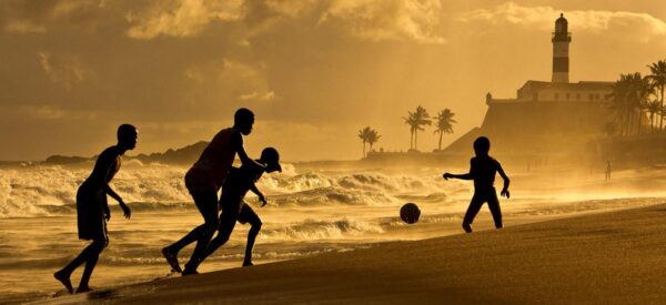 Golden Goal am Strand