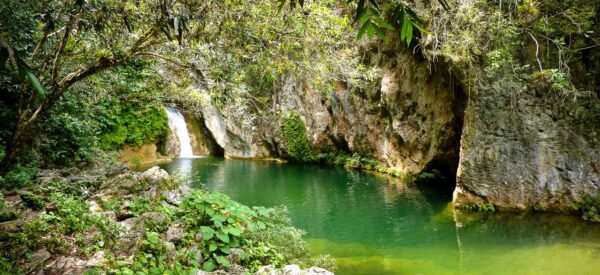 Wasserfall im Nationalpark Topes de Colliantes