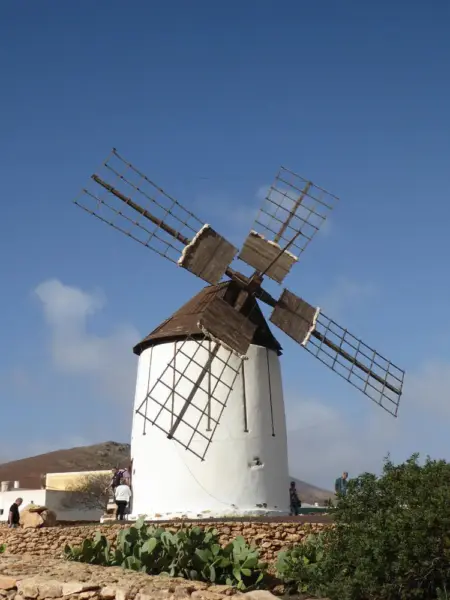 Windmühle auf Fuerteventura - Sarah Becker - Erlebnisrundreisen.de