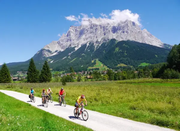 Zugspitzblick bei Lermoos - Peter Dommermuth - Erlebnisrundreisen.de