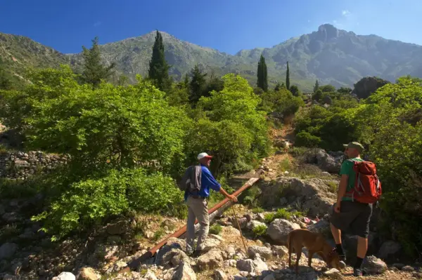 Wanderung Dhermi - Darek Wylezol - Erlebnisrundreisen.de