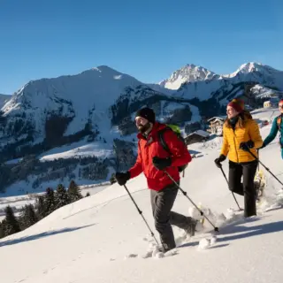 Winterspaß beim Schneeschuhwandern - Dominik Ketz - Erlebnisrundreisen.de