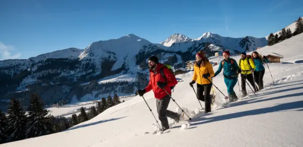 Winterspaß beim Schneeschuhwandern - Dominik Ketz - Erlebnisrundreisen.de