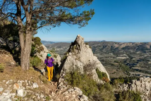 Wanderung in der Sierra de Serrella - Amaiquez - © Amaiquez / Adobe.com - Erlebnisrundreisen.de