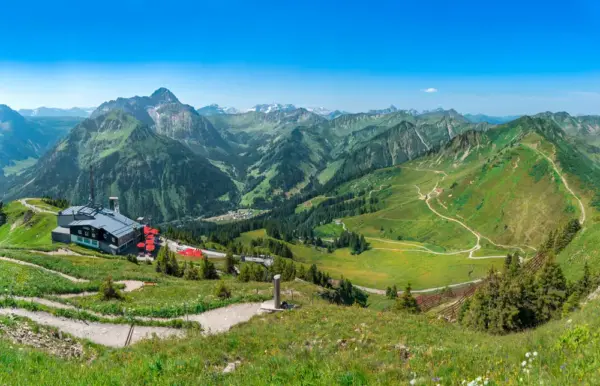Blick vom Walmendinger Horn - Robert Schneider - © Robert Schneider / adobe.com - Erlebnisrundreisen.de