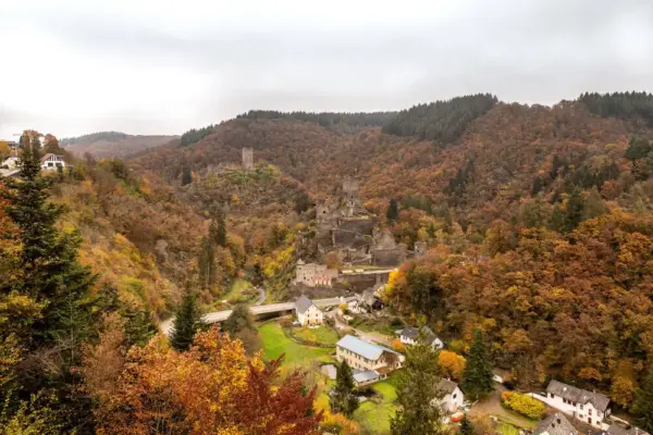 Manderscheider Burgen - Dominik Ketz - © Eifel Tourismus GmbH