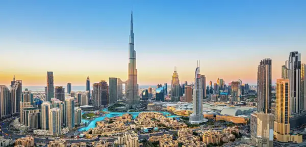 Skyline von Dubai - Rastislav Sedlak SK - © Rastislav Sedlak SK / Adobe.com - Erlebnisrundreisen.de