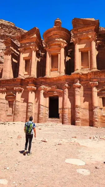 Das Kloster in Petra - Dennis Gowitzke - Erlebnisrundreisen.de