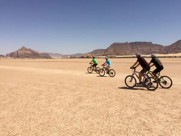 Radtour in der Wüste Wadi Rum - Paul Hemmerth - Erlebnisrundreisen.de
