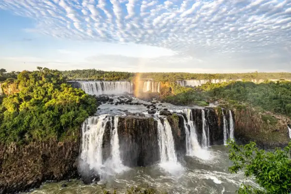 Iguazú-Wasserfälle - rudiernst - © rudiernst / Adobe.com - Erlebnisrundreisen.de