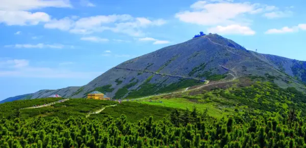 Blick auf die Schneekoppe - LianeM - Ø LianeM / Adobe.com - Erlebnisrundreisen.de