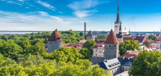 Blick auf Tallinn - Pascale Gueret - Pascale Gueret /Adobe.com - Erlebnisrundreisen.de
