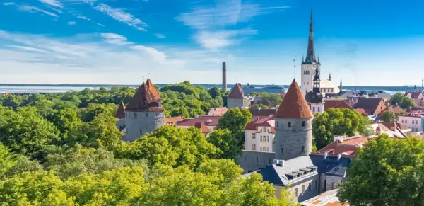 Blick auf Tallinn - Pascale Gueret - Pascale Gueret /Adobe.com - Erlebnisrundreisen.de