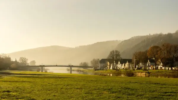Weser bei Bodenwerder - Stefan - © Stefan / Adobe.com - Erlebnisrundreisen.de