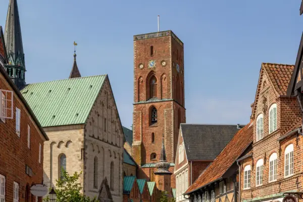 Mittelalterliches Ribe mit Blick auf den Bürgerturm - A.N.Foto - © A.N.Foto / Adobe.com - Erlebnisrundreisen.de