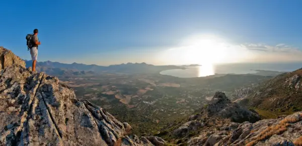 Blick auf die Bucht von Calvi - Atout France - © Atout France - Erlebnisrundreisen.de