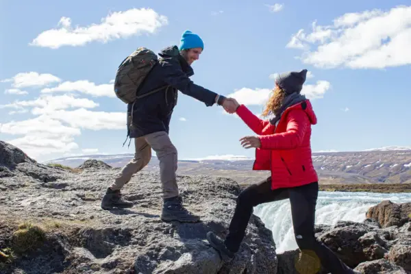 Wanderung am Godafoss - Michelle Steinkühler - Erlebnisrundreisen.de