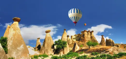 Felsformationen (Tuffstein) im Göreme-Tal - dDf - © Werbeagentur "Kultur und Tourismus Ministerium Türkei" - Erlebnisrundreisen.de