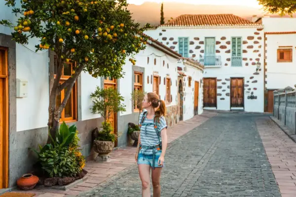 Traditionelles Dorf im Inselsüden - ajlatan / Adobe.com - © ajlatan / Adobe.com - Erlebnisrundreisen.de