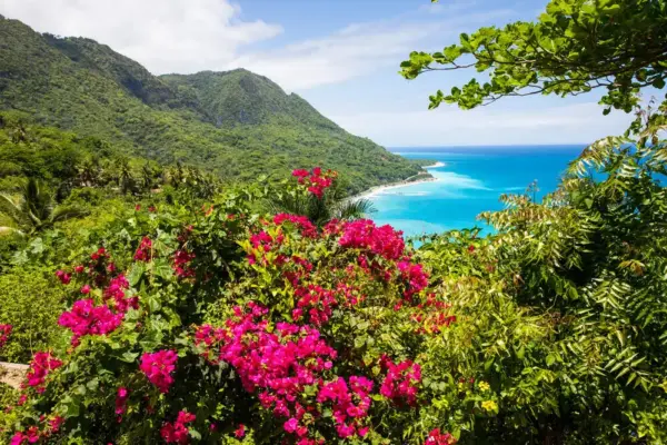Küste bei Barahona - franklin - © franklin / Adobe.com - Erlebnisrundreisen.de
