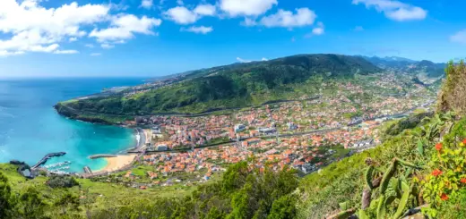 Machico Bay - Balate Dorin - © Balate Dorin /Adobe.com - Erlebnisrundreisen.de