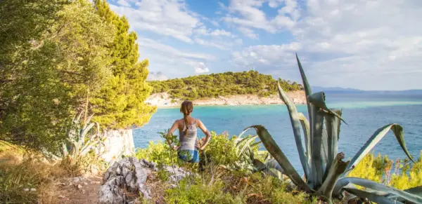 Wanderung an der Makarska Riviera - Grafik-Komputerowy - Grafik-Komputerowy /Adobe.com - Erlebnisrundreisen.de