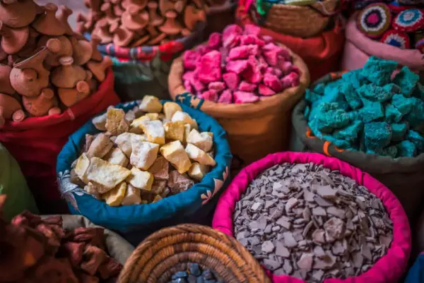 Souks in Marrakesch - guyberresford - © guyberresford / adobe.com - Erlebnisrundreisen.de
