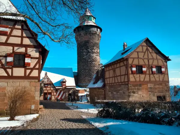 Burg in Nürnberg - refresh(PIX) - © refresh(PIX) / adobe.com - Erlebnisrundreisen.de